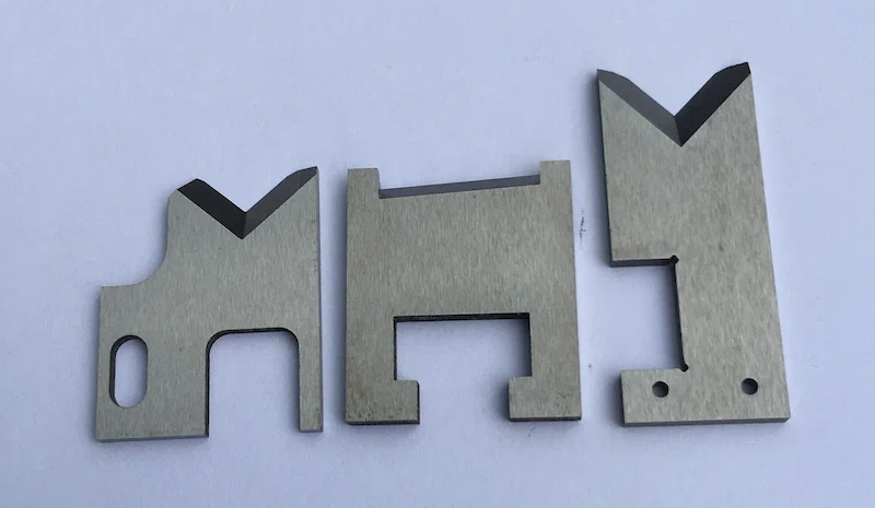 Прочные лезвия серии Komax, лезвия других серий, лезвия для зачистки кабеля 