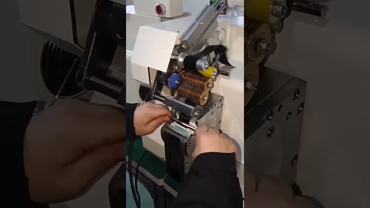 Автоматическая машина для обмотки жгутов проводов изолентой и точечной намотки #автоматизация #автопром