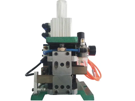 Станок для зачистки и скрутки многожильного провода WPM-4F+T